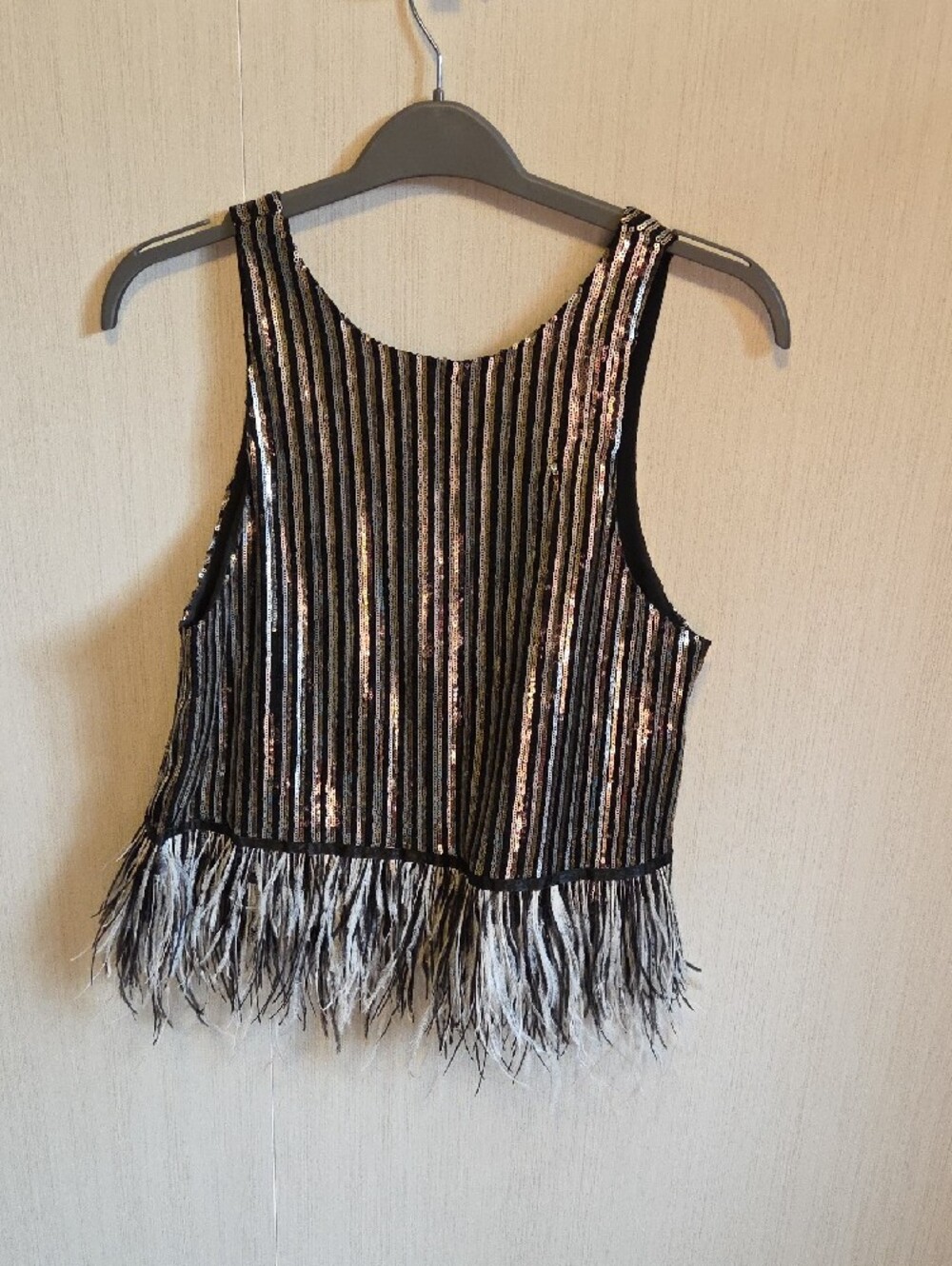ENDLESS ROSE Sequin Stripe Feather-Hem Tank Top - Black, Gold & Silver